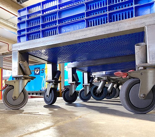 Food trolley with energy absorbant M Series castors Food trolley with energy absorbant M Series castors